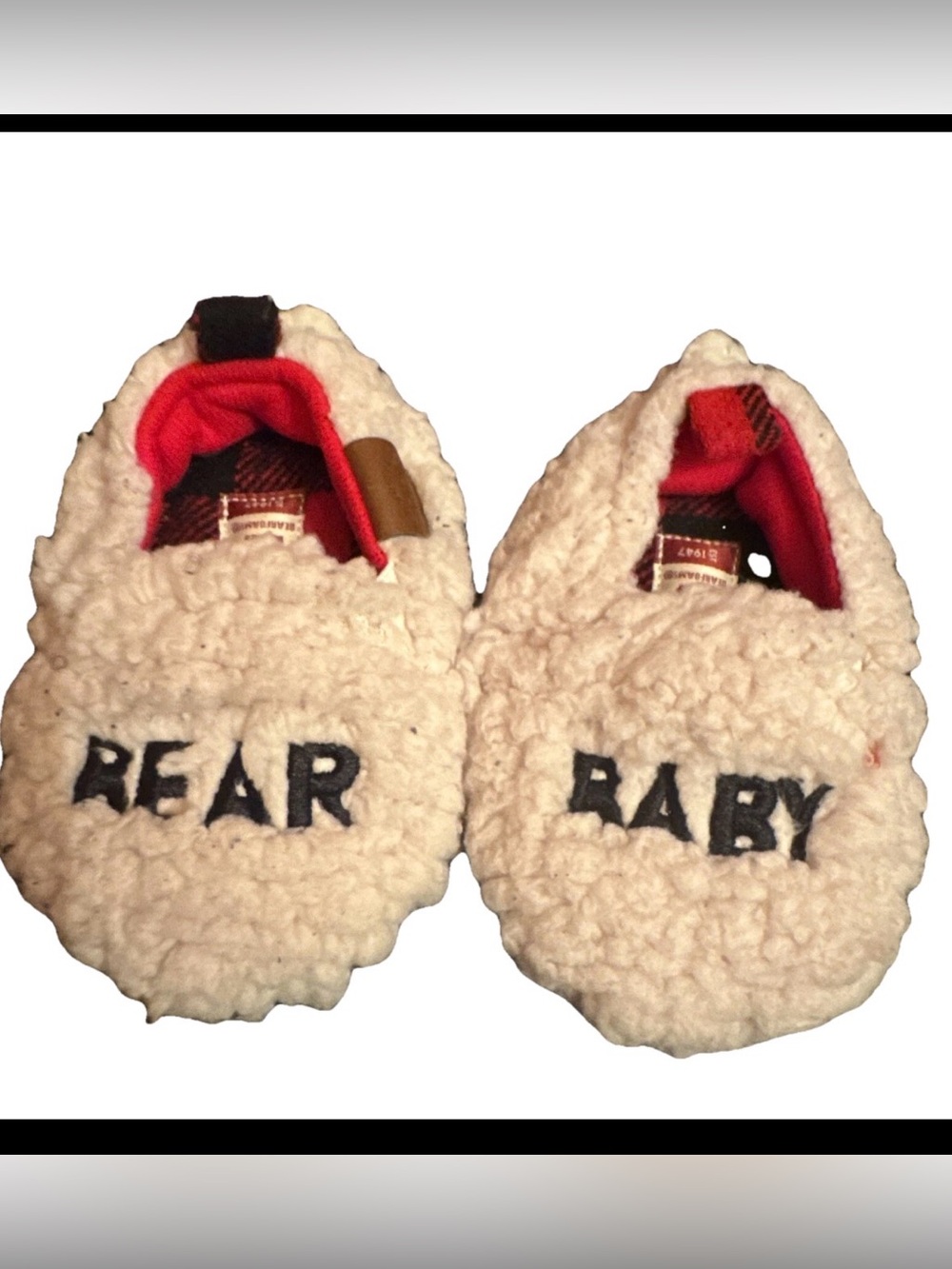 Dearfoams Kid’s Baby Bear Comfort Slippers Closed Back White Size 3-4. Wore Once